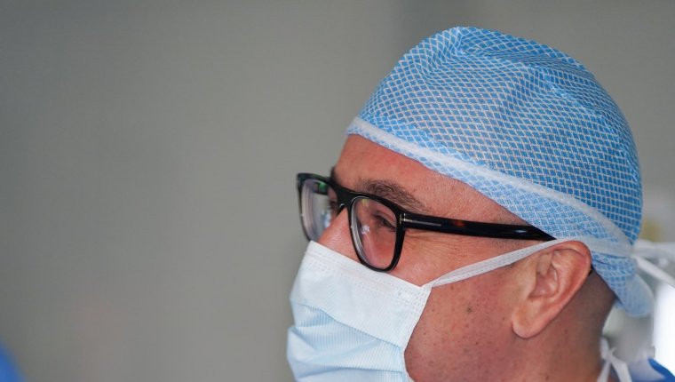 Czeka Cię usunięcie torbieli jajnika? Znamy sposób na zrobienie tego bez blizn!